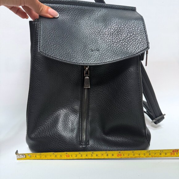 S-Q Chloe Convertible Black Backpack made with Vegan Leather – NWT - Picture 3 of 15